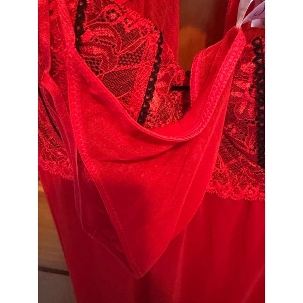 Jezebel Red Lace Underwire Babydoll Chemise and G-String Set Size Large 999562 - Picture 6 of 7